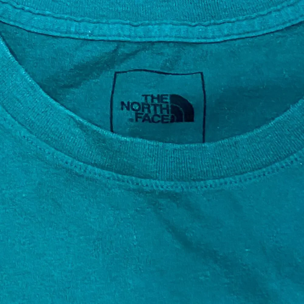 The North Face Green Cotton Tee Size Men’s Large Logo Front Back Short Sleeve